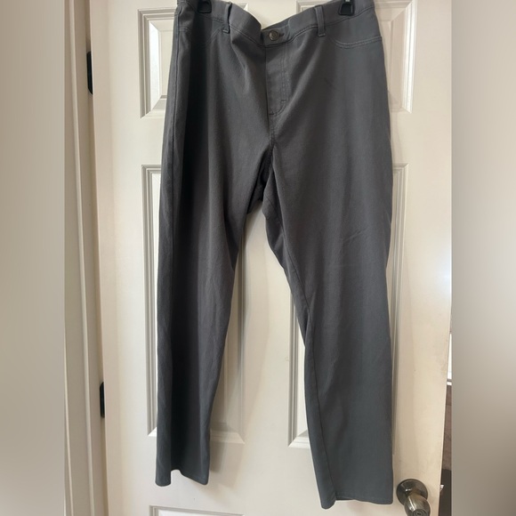 Lee Pants - Lee’s Slim fit Gray Leggings